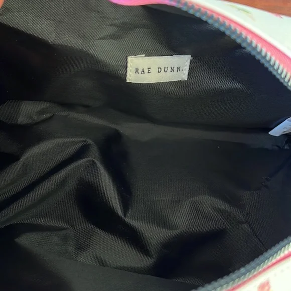 Rae Dunn get cute cosmetic bag - Picture 8 of 11